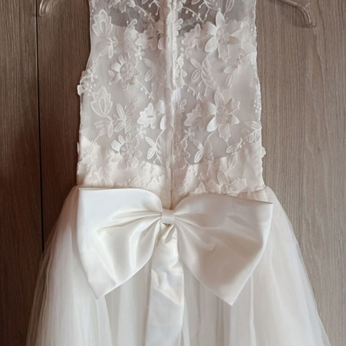 Wedding dress with veil and 4 flower girls dresses, white, size S
