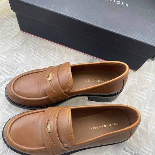 Tommy Hilfiger brown boots new, size 36