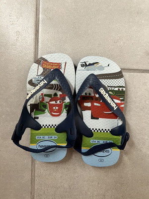 Children's flip-flops size 22 new