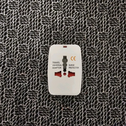 Power adapter like new