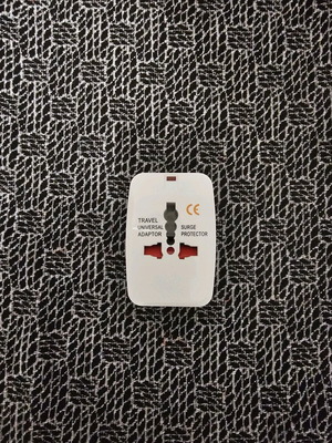 Power adapter like new