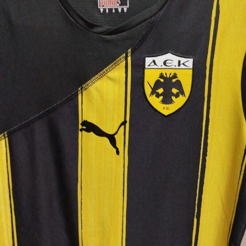Puma AEK Trainers T-shirt sports team jersey N small-medium like new