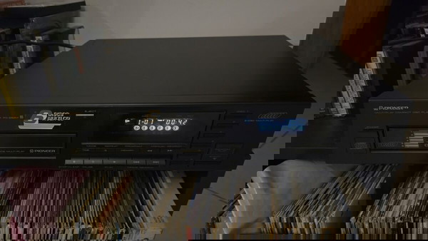 Cd multi player pioneer PD Z82M