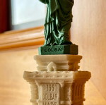 Vintage Statue of Liberty Colbar 1991 like new, collectible