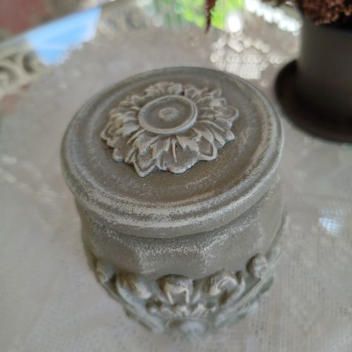 Decorative vase with lid baroque style upcycled glass art like new