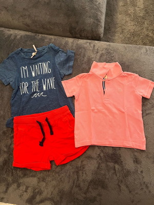 Clothing set for baby boy 12-18 months like new, 2 short-sleeve shirts and shorts