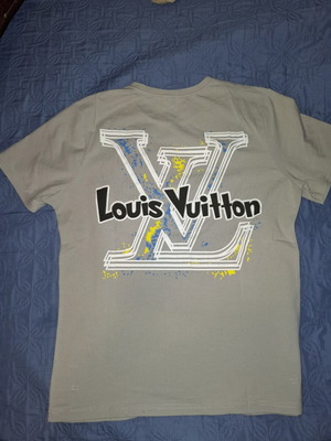 Κοντομάνικο Luis Vuitton σαν καινούργιο, γκρι, μέγεθος M