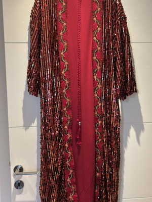 Lily Rose coat like new, size Medium, burgundy with gold