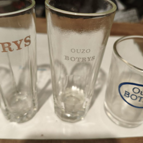 Botrys ouzo glasses set of 4, 1970s vintage