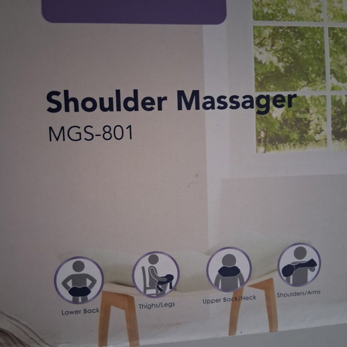 Naipo Shiatsu Neck and Shoulder Massager with Cable like new