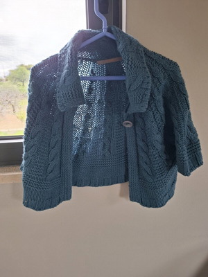 Badila knitted cardigan like new, blue
