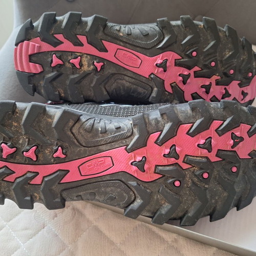 CMP waterproof hiking shoes like new, size 39