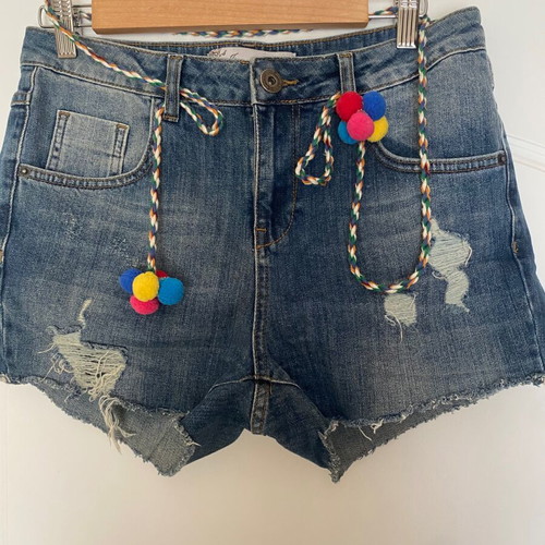 Jean shorts like new with nice belt