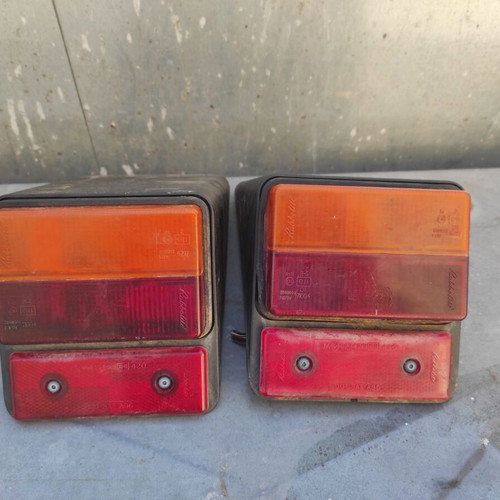 New Holland 5460 tractor rear lights used, set of 2