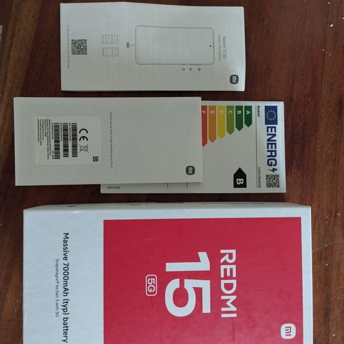 Xiaomi Redmi 15 5G smartphone 4/128GB, gray