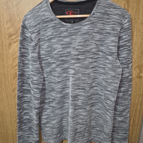 Men's Long-Sleeve Shirt Size M like new, grey
