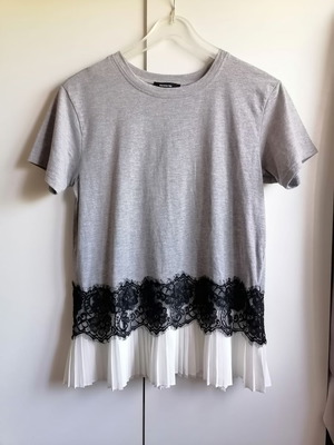 Reserved women's blouse M like new, grey and white