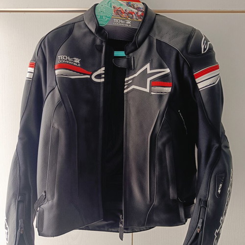 Alpinestars GP-R V2 leather jacket like new, Techair compatible, size 48