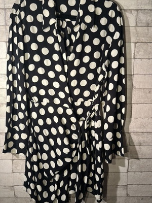 Polka dot mini dress Zara like new, black and white, size L