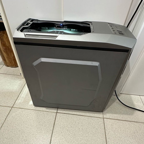 Raidmax Narwhal 920WB computer case like new, Full Tower