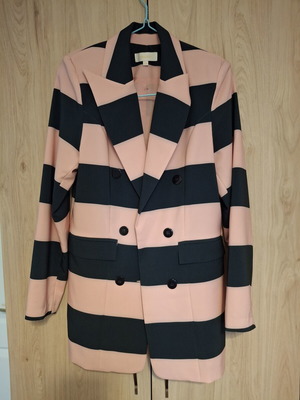 Trilogy blazer like new, blue and soft pink