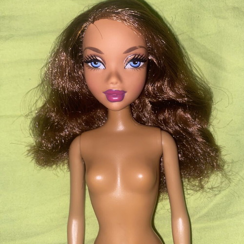 My Scene Madison "I Love My Friends" doll