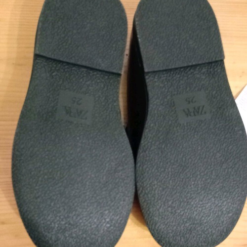 Zara Kids loafers new, size 25, black