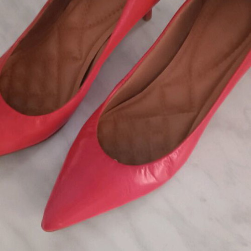 Leather pumps new with comfortable cushions, red-orange
