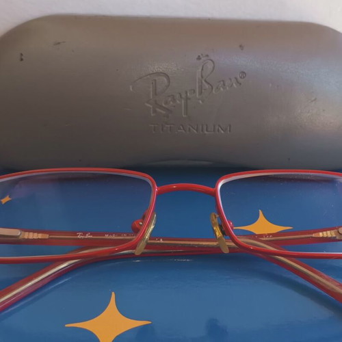 Ray Ban Titanium eyeglass frame like new, red color