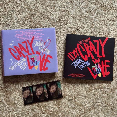 Itzy Kpop album Crazy In Love like new