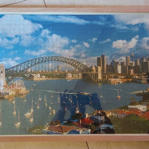 Puzzle framed like new, dimensions 0.53x0.73 m