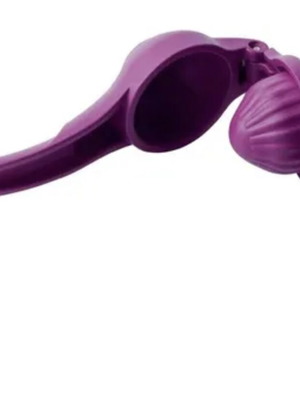 Tupperware Lemon Squeezer new