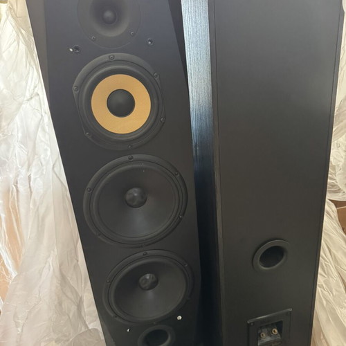 Roister Emphasis 42 speakers set of 3 used, floorstanding for home cinema