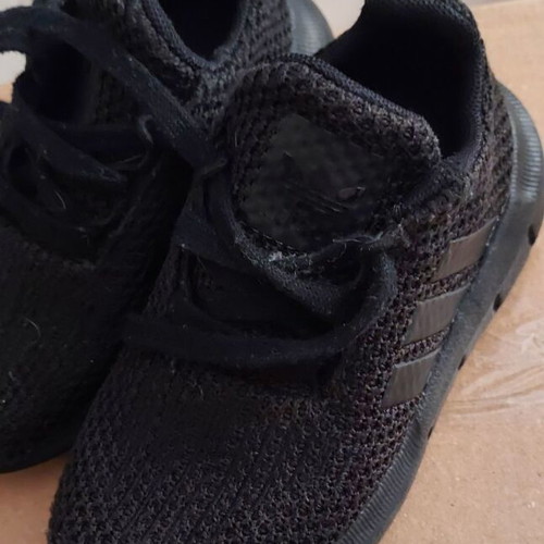 Adidas Kids Athletic Shoes Used Size 23.5 Black