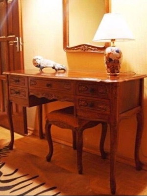 Vintage Filippa solid oak bedroom set like new