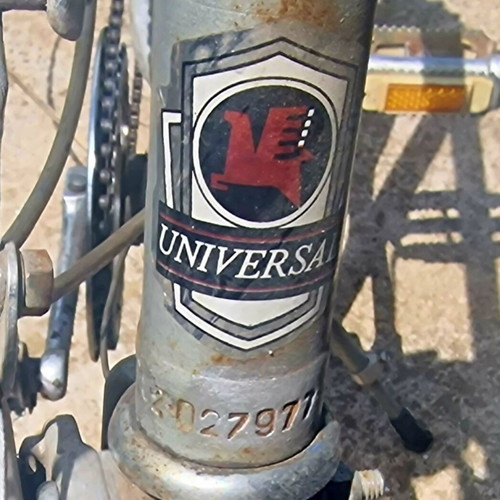 Vintage Universal 1980 Road Bicycle refurbished, rare model