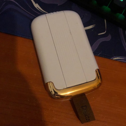 Phone stand in perfect condition