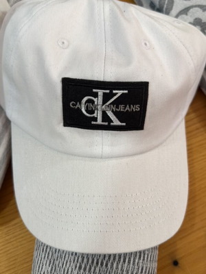 Καπέλο Calvin Klein Jeans unisex λευκό σαν καινούργιο