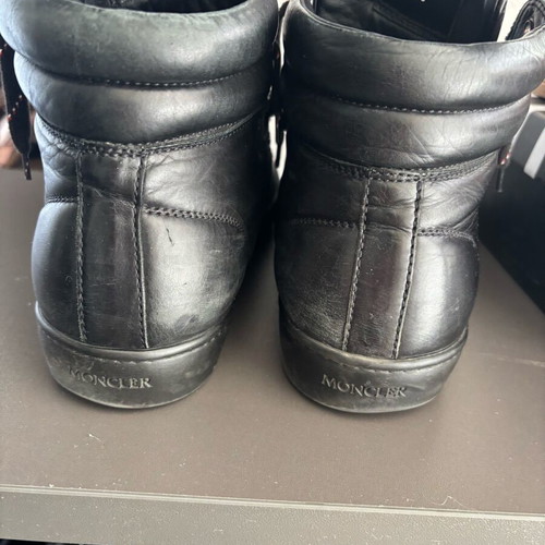 Moncler leather boots size 43 like new, black