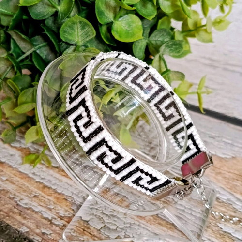 Handmade meander bracelet with Miyuki beads made to order