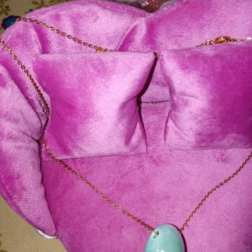 Necklaces with turquoise egg pendant new