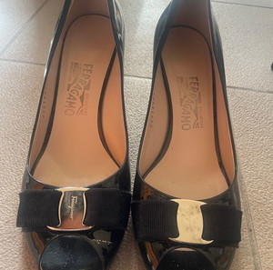 Salvatore Ferragamo γόβες νούμερο 40 (9C)
