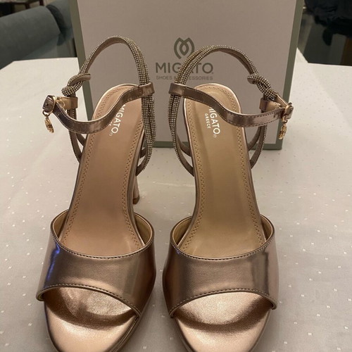 Migato evening sandals new, gold with rhinestones, size 39