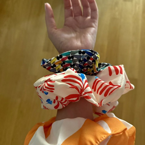 Scrunchies Karavan and Happy Socks new, colorful