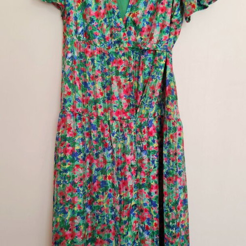 Grace & Mila floral midi wrap dress Large, like new