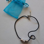Faux bijoux necklace used