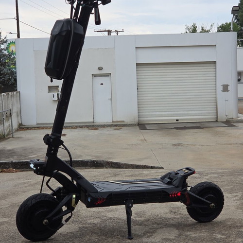Kukirin G3 Pro custom electric scooter like new, dual motor 1200W x2