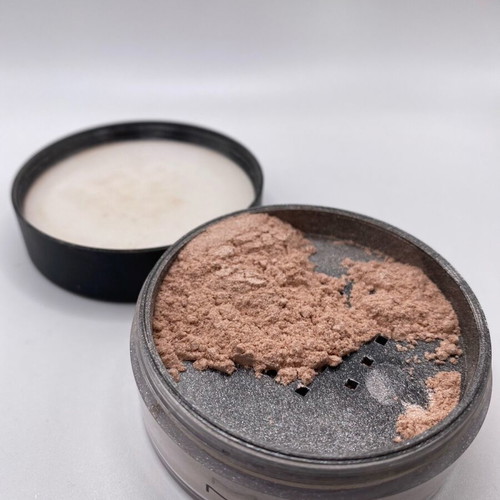 Mac Cosmetics Loose Powder Silver Dusk like new with shimmer