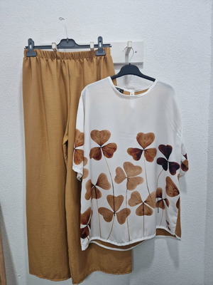 Women's 2-Piece Set Camel Wide-Leg Trousers and White Clover Print Top Size 42
