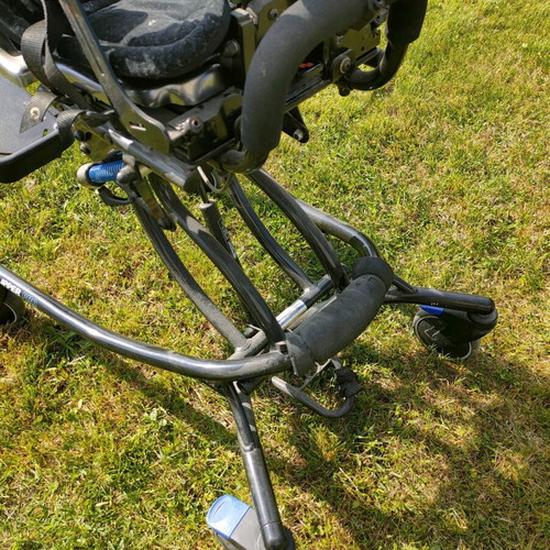 Anatomical AMEA seat like new
